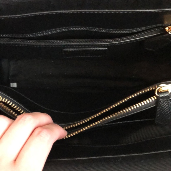 Samantha Thavasa Deluxe black Purse with gold details - Picture 7 of 9